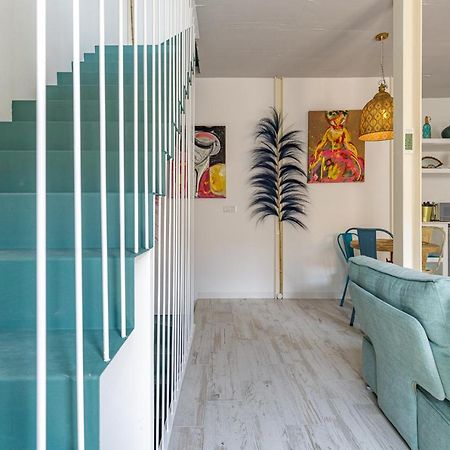 Petite Maison Lili By Caleta Homes Малага Экстерьер фото