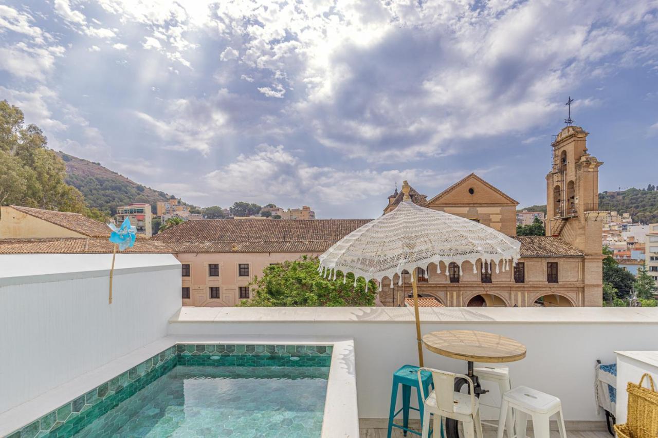 Petite Maison Lili By Caleta Homes Малага Экстерьер фото